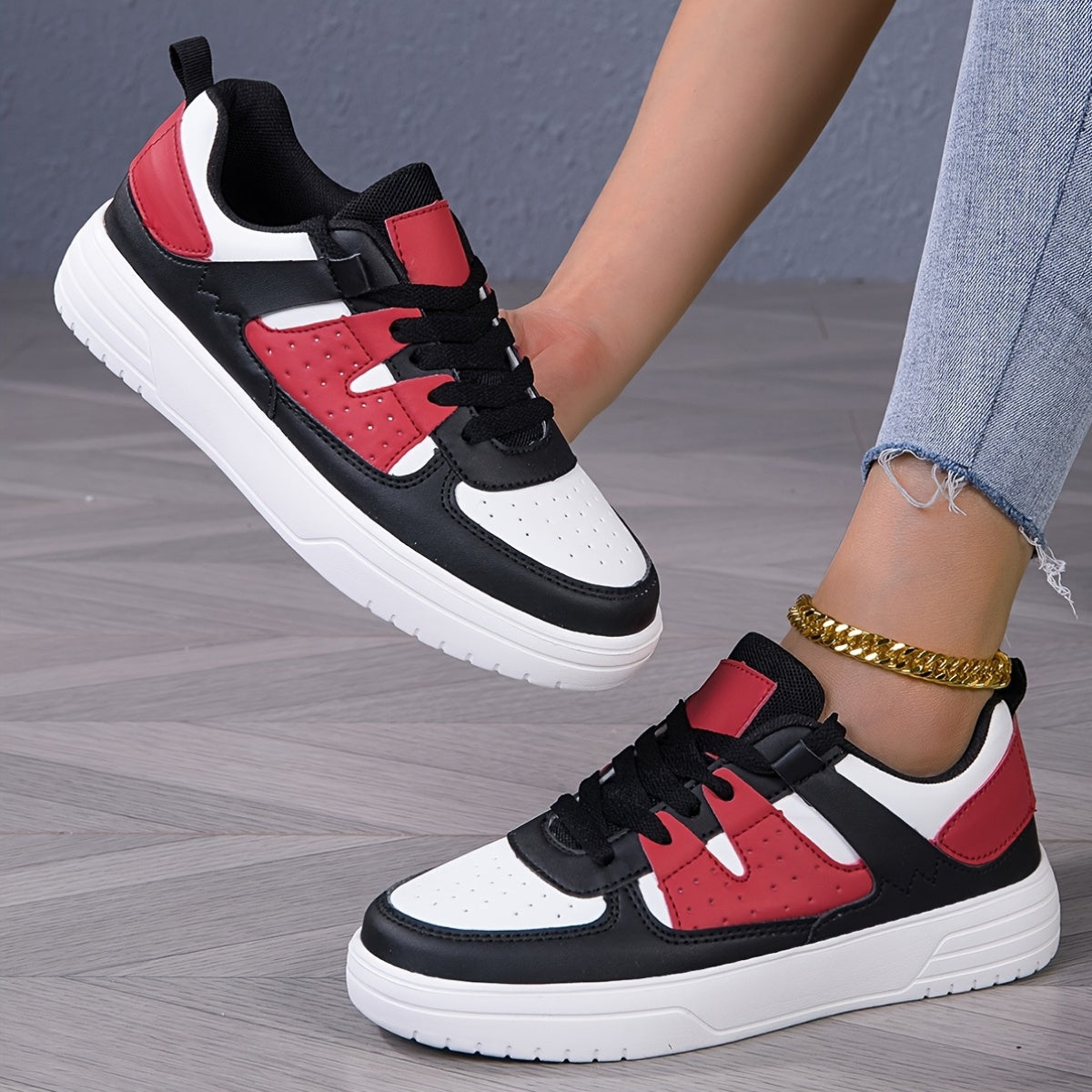 1 Pair Women'S Casual Fashion Sneakers - Geometric Pattern, Low-Top, Lace-Up, Round Toe, Faux Upper, Fabric Lining, EVA Sole, Comfortable Walking Shoes for All Seasons